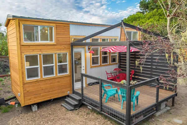 Tiny House Hero Picture