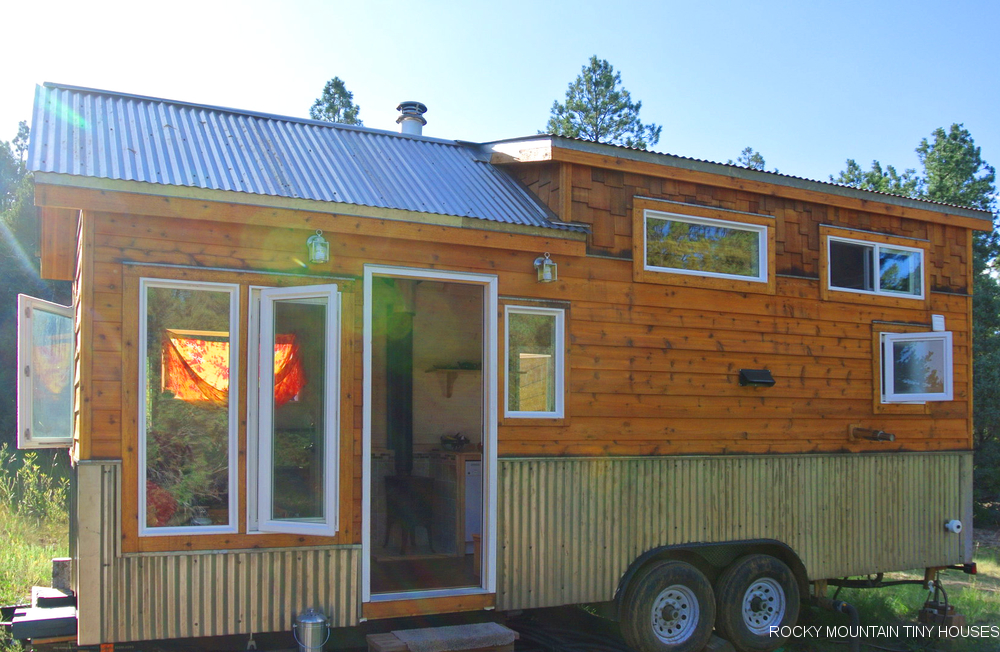 Tiny House Hero Picture