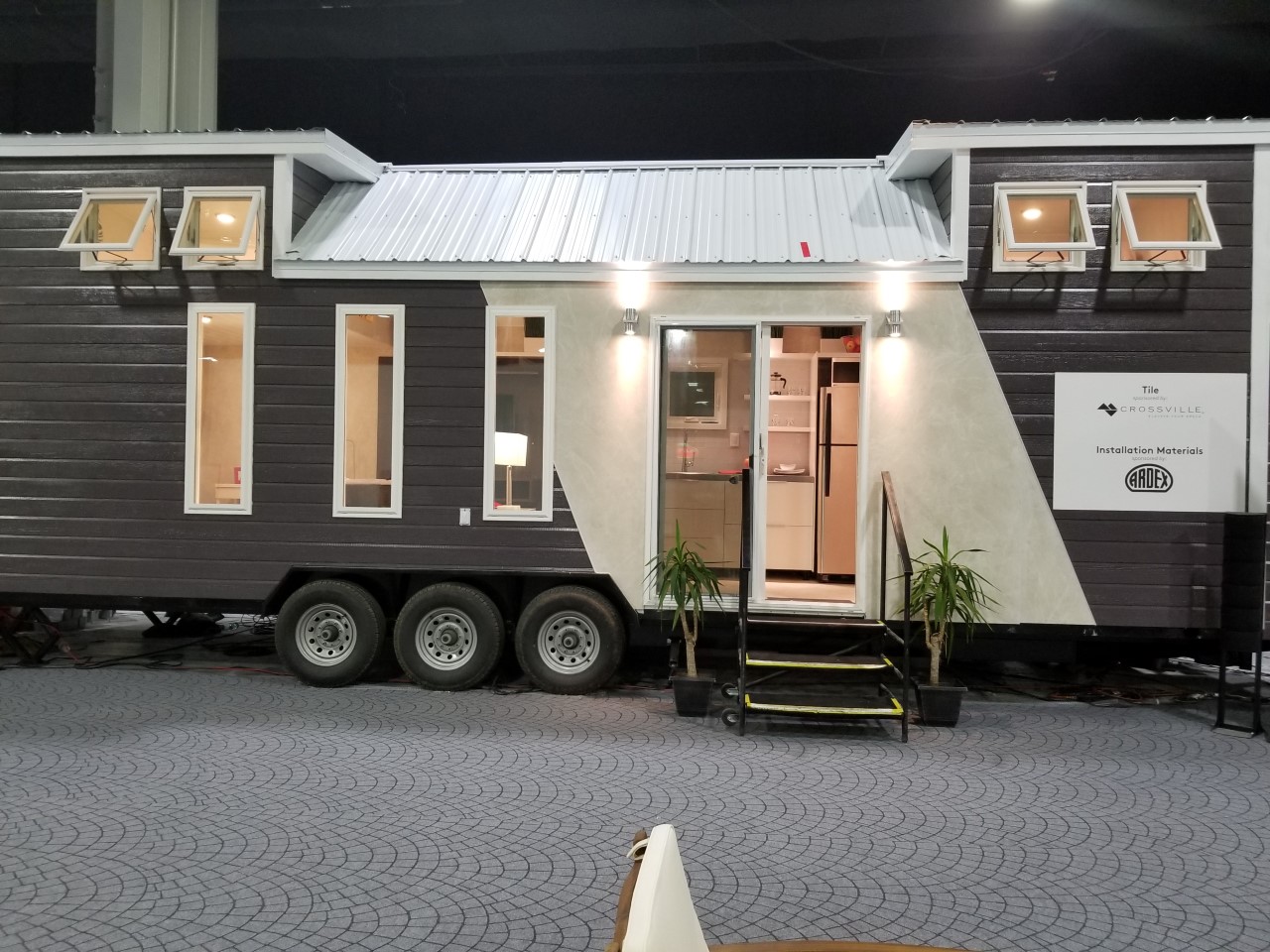 Tiny House Hero Picture