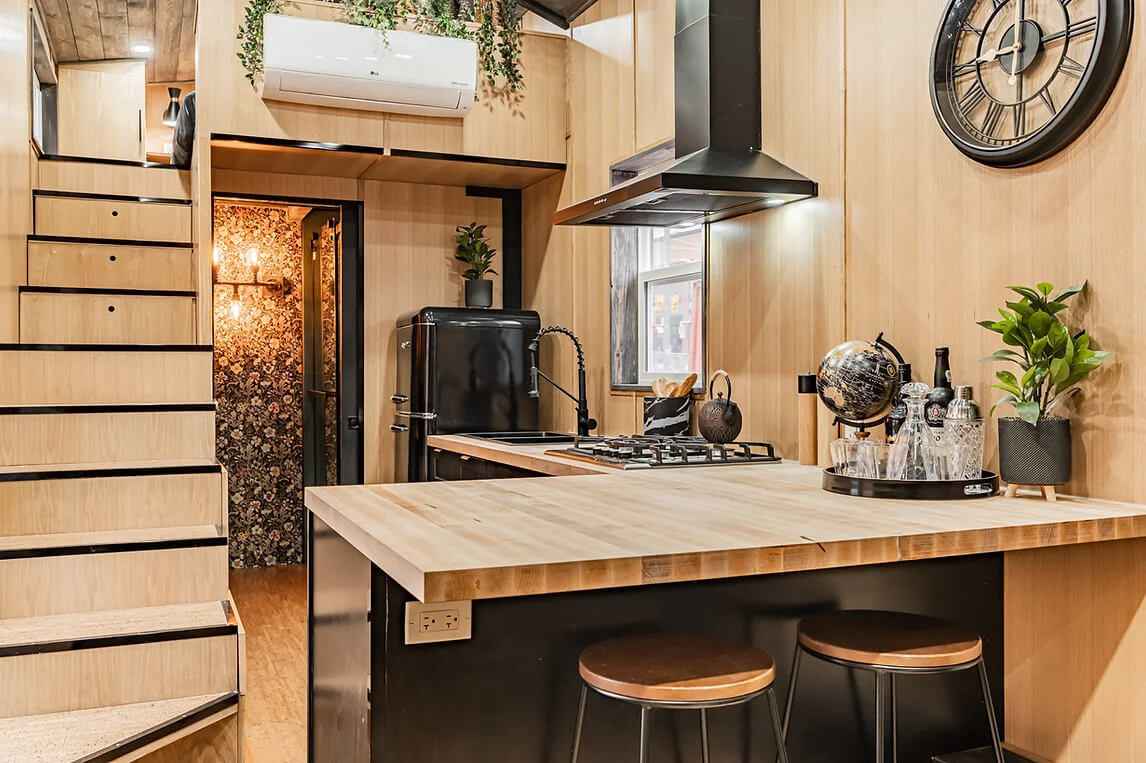 Tiny House Hero Picture