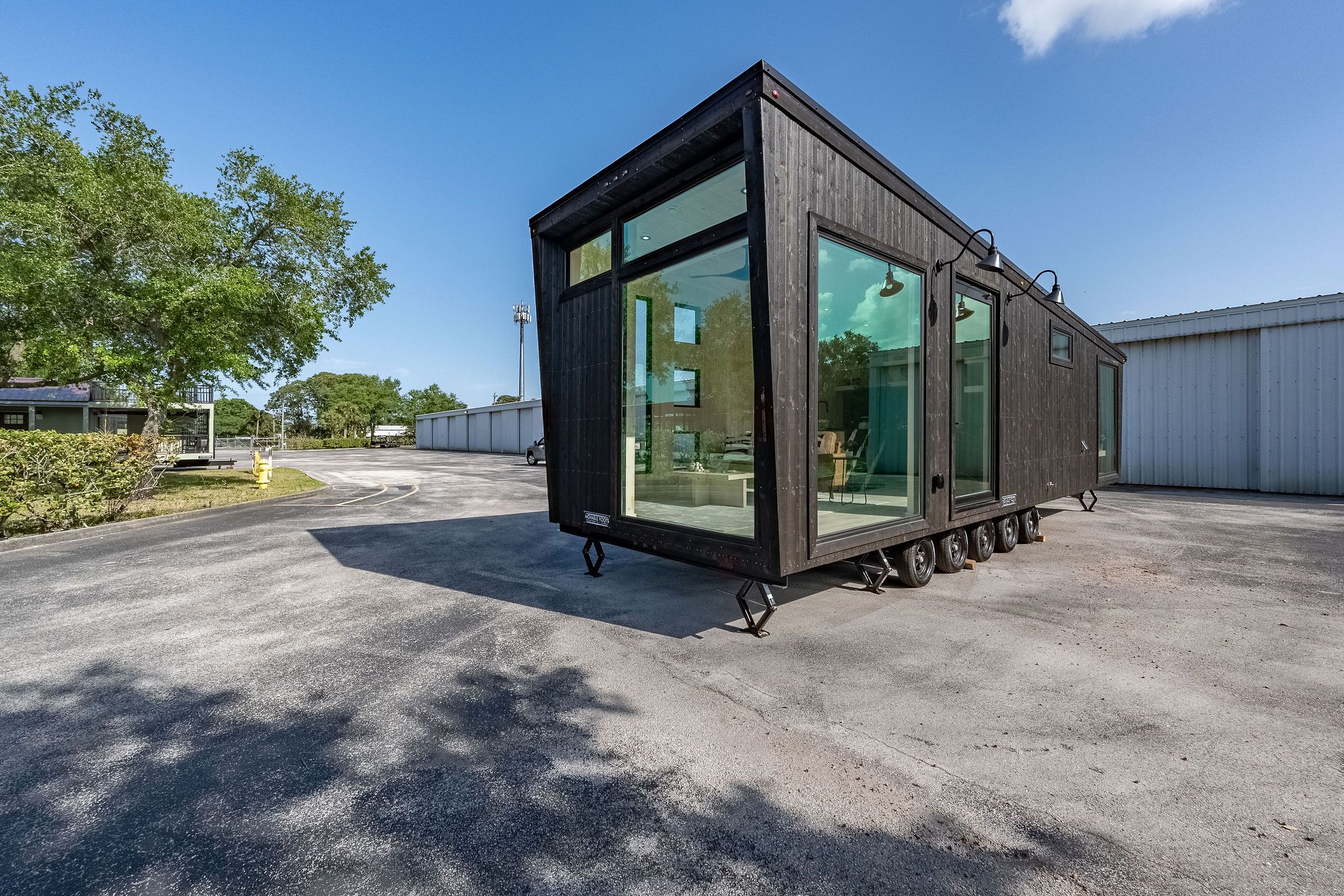 Tiny House Hero Picture